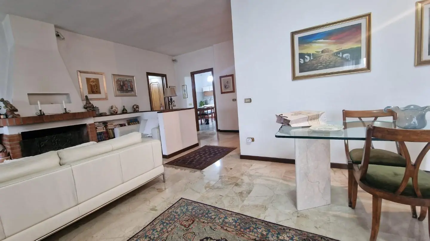 Immagine per Villa bifamiliare in vendita a Sarzana via Interna Sarzanello 252
