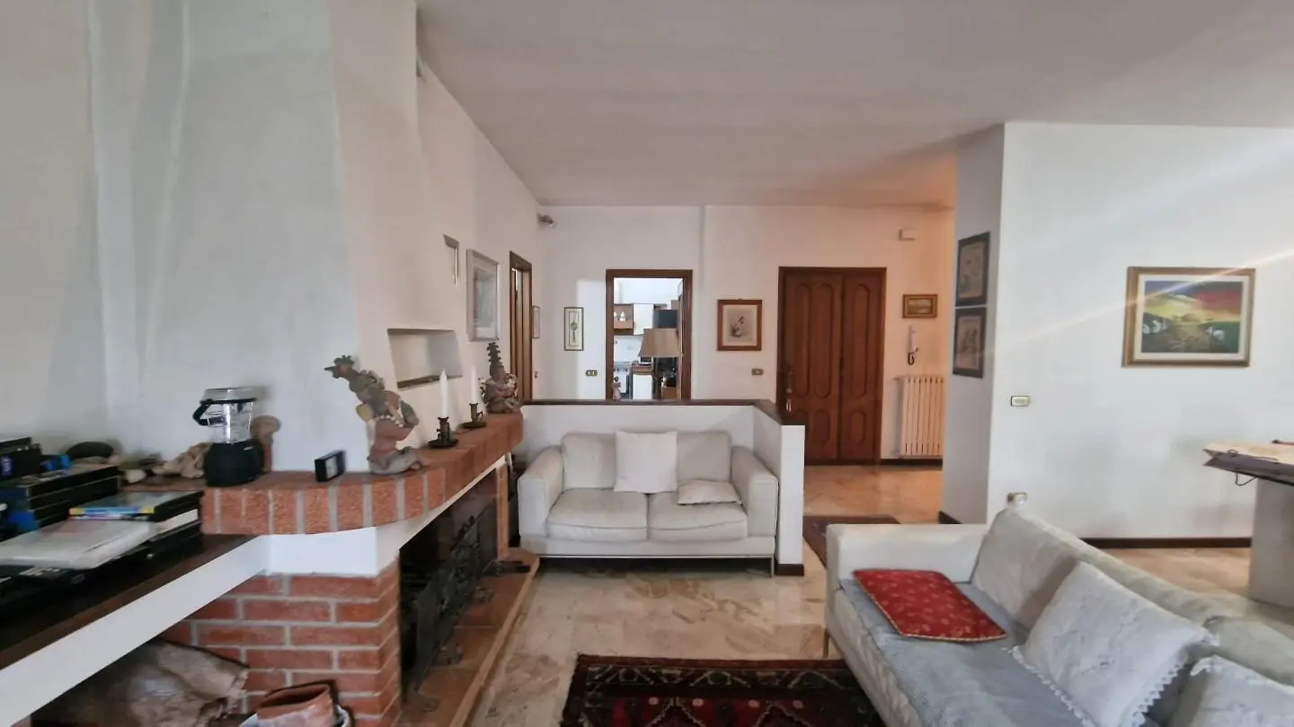 Immagine per Villa bifamiliare in vendita a Sarzana via Interna Sarzanello 252