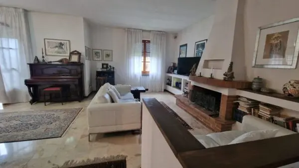 Villa Bifamiliare via Interna Sarzanello 252, Sarzana