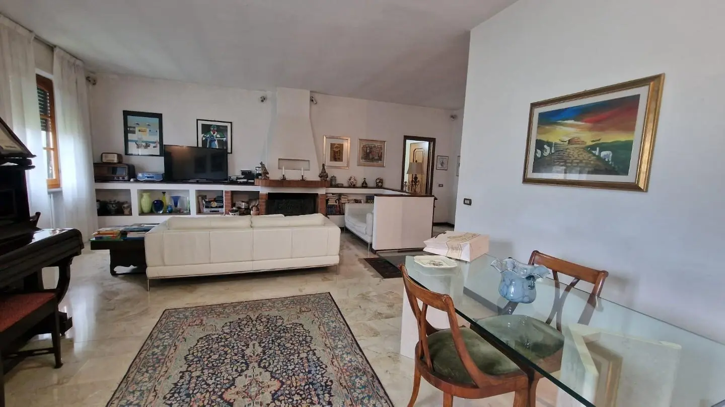 Immagine per Villa bifamiliare in vendita a Sarzana via Interna Sarzanello 252