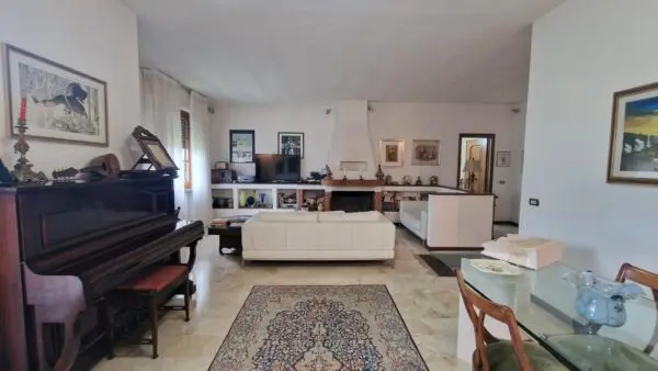 Villa Bifamiliare via Interna Sarzanello 252, Sarzana
