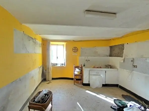 Monolocale via Piazzola Falcin 5, Sarzana