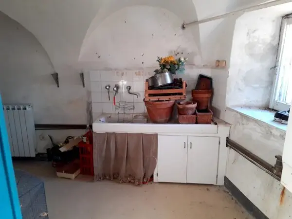 Monolocale via Piazzola Falcin 5, Sarzana