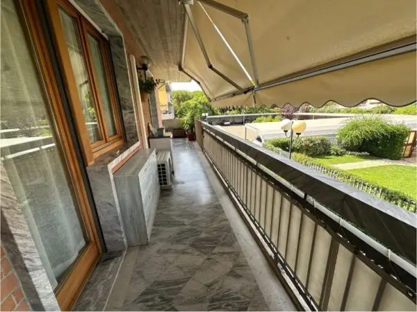 Monolocale via Felice Cavallotti, Carrara