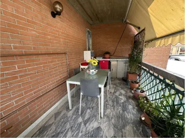 Monolocale via Felice Cavallotti, Carrara