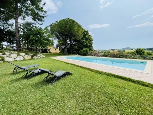 Villa via Chiaravallese, Osimo