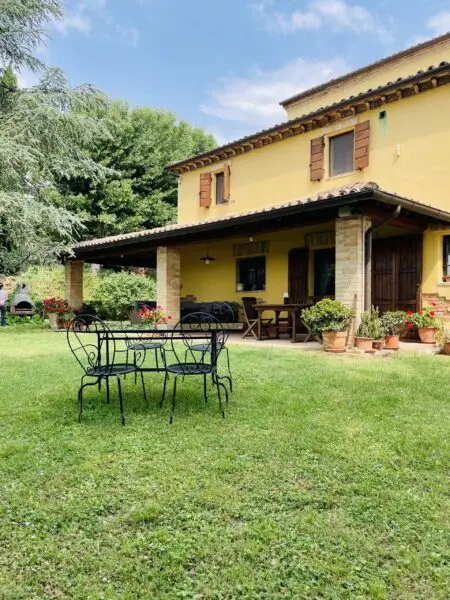 Villa via Chiaravallese, Osimo