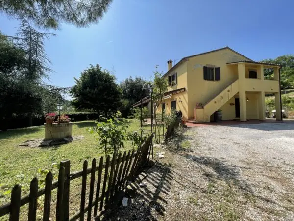 Rustico via Offagna, Offagna
