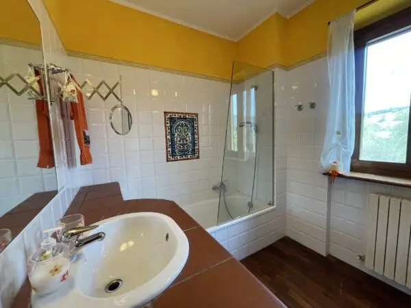 Rustico via Offagna, Offagna
