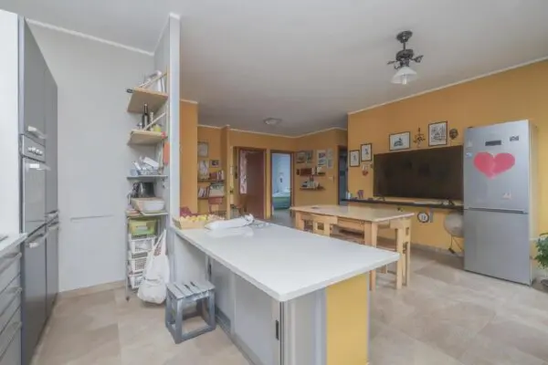 Appartamento via Vittime Di Bologna, Borgaro Torinese
