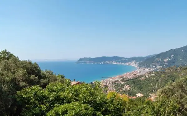 Villa strada Panoramica Solva Cavia, Alassio
