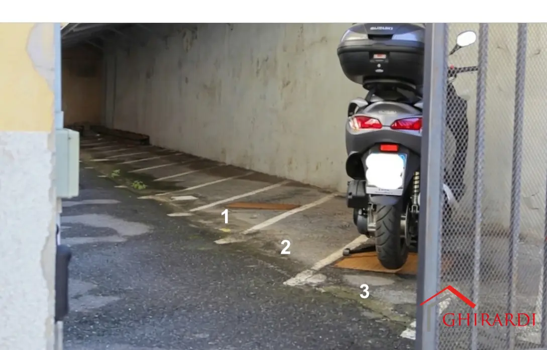 Immagine per Posto Auto in vendita a Genova via Antonio Canobbio