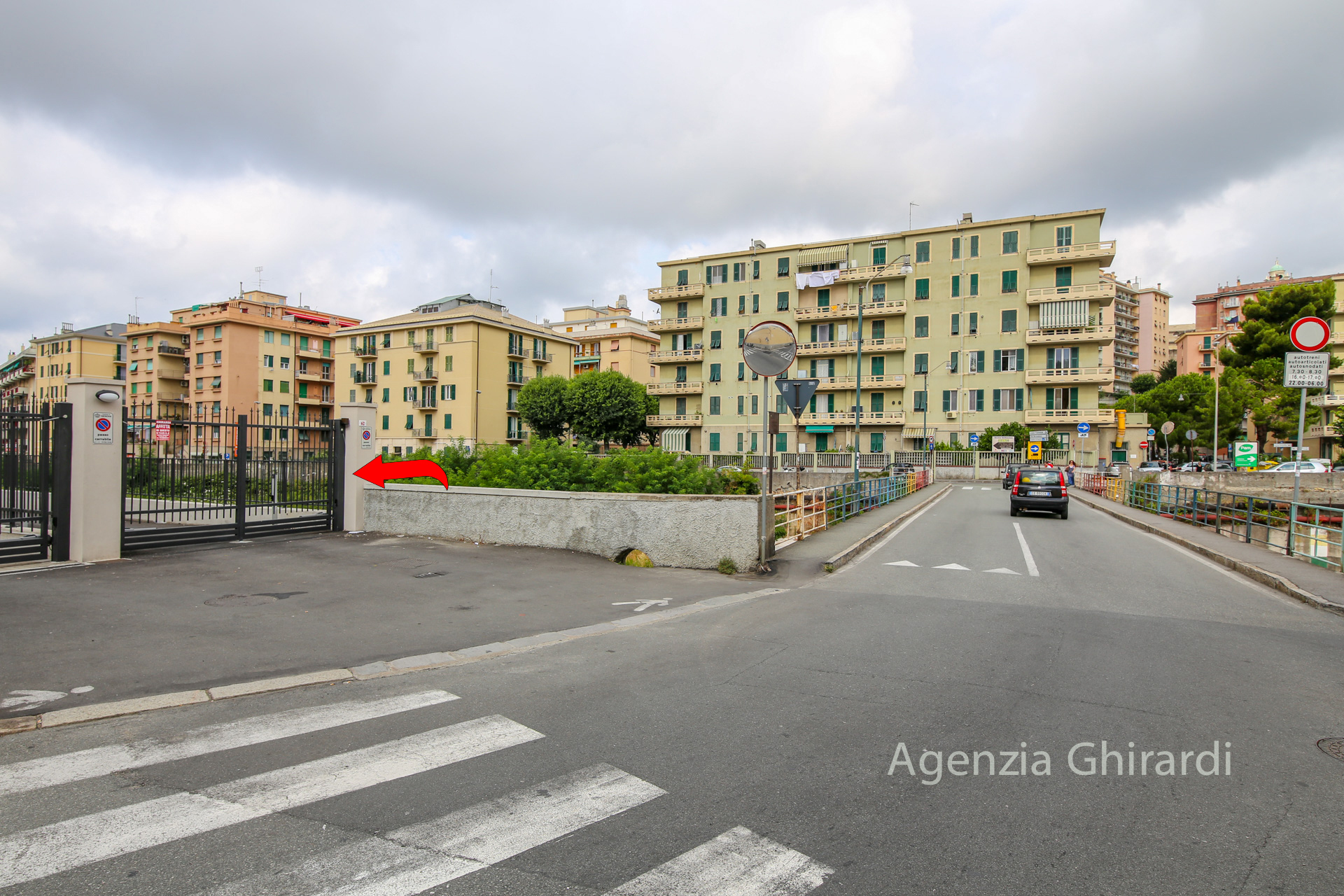 Immagine per Posto Auto in vendita a Genova via Pier Domenico Da Bissone 36R