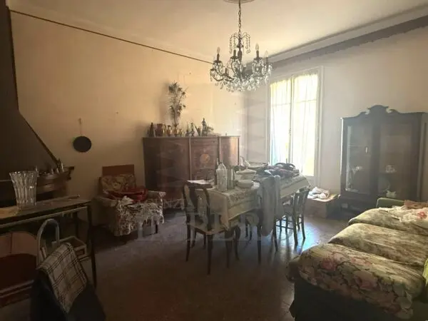 Quadrilocale via Sospello 8, Ventimiglia