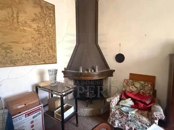 Quadrilocale via Sospello 8, Ventimiglia