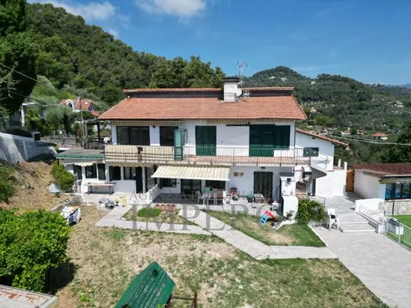 Bilocale strada Degli Olandesi 211, Camporosso