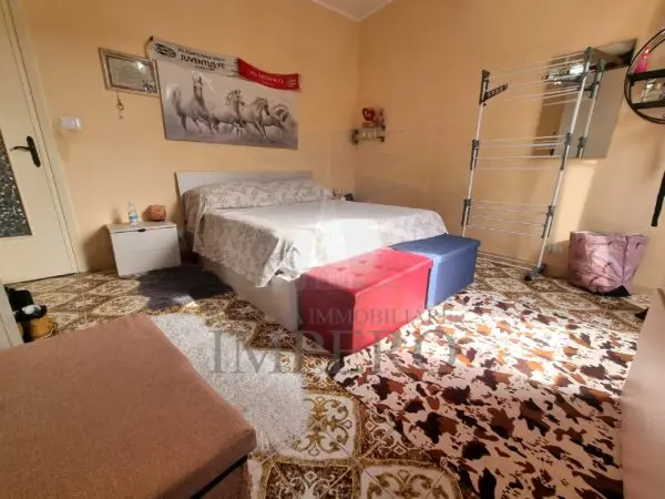Trilocale via Giuseppe Garibaldi 28, Ventimiglia