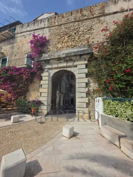 Trilocale via Giuseppe Garibaldi 28, Ventimiglia