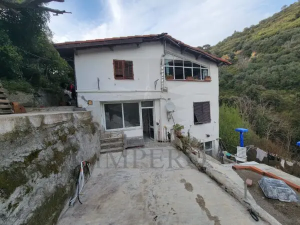 Porzione Di Casa strada Valloni, Ventimiglia