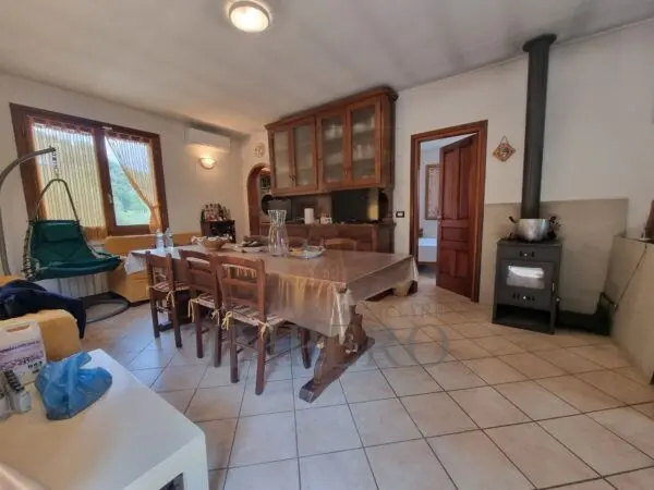 Villa via Sp 68, Dolceacqua