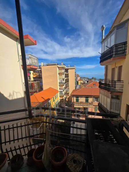 Bilocale 37, Ventimiglia