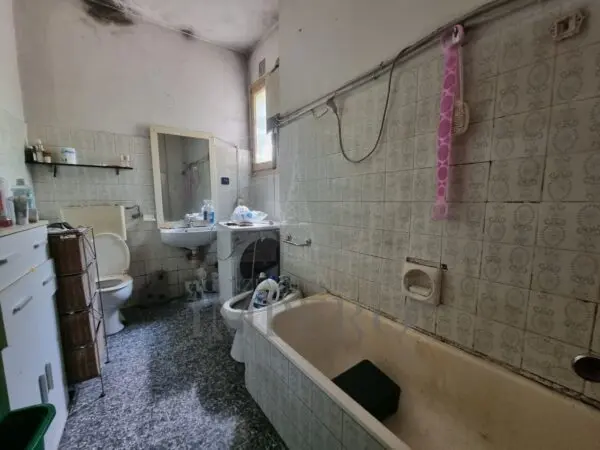 Villa Trifamiliare via Gallardi 219, Ventimiglia