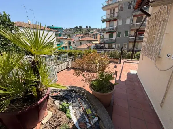 Villa Bifamiliare strada San Martino 59, Sanremo