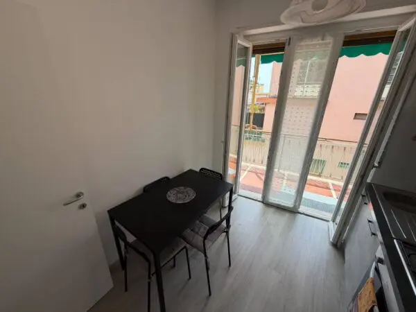 Trilocale via Lamarmora 161, Sanremo