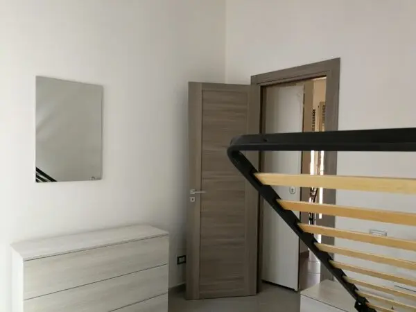 Monolocale via Castruccio, Sarzana