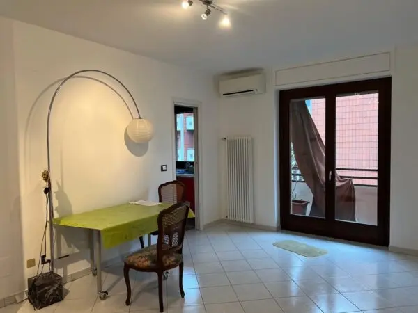 Appartamento via Cellini, Torino