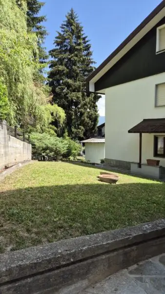 Appartamento via Montello, Bardonecchia