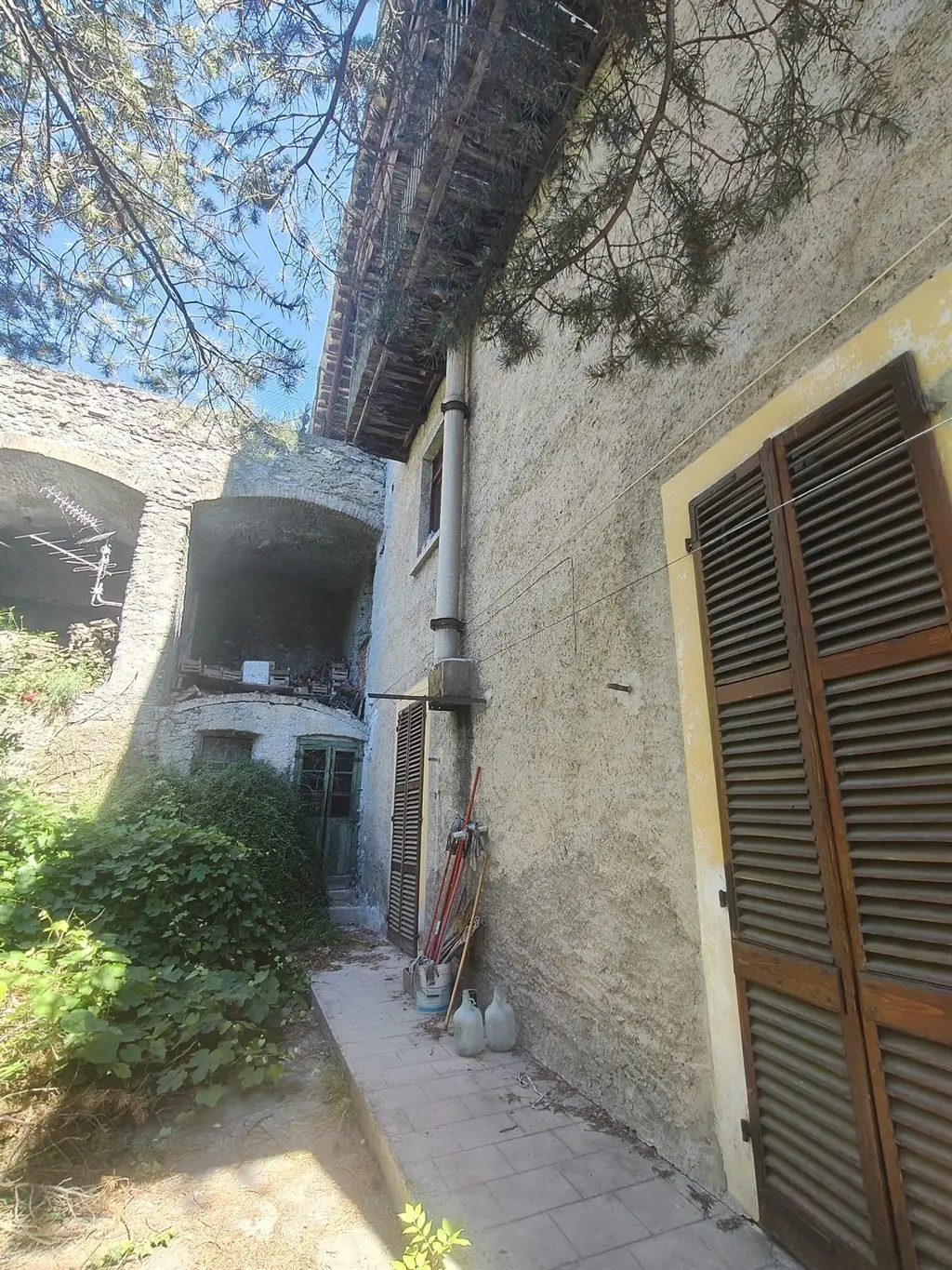 Immagine per Palazzo in vendita a Oulx via Montenero 5