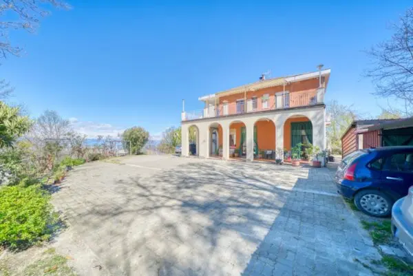 Villa Quadrifamiliare strada Bellavista 5, Baldissero Torinese