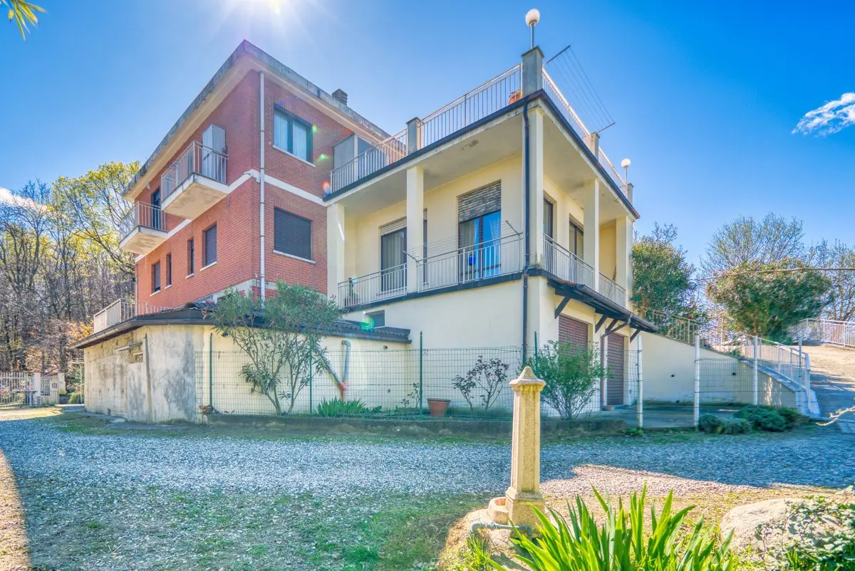 Immagine per Villa quadrifamiliare in vendita a Baldissero Torinese strada Bellavista 5