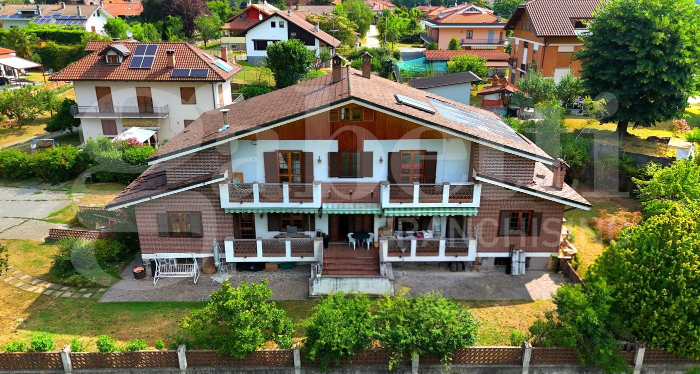 Immagine per Villa bifamiliare in vendita a Reano via Tetto 15