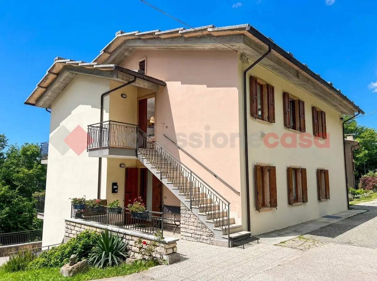 Immagine per Appartamento in vendita a Roverè Veronese via Generale Cantore 28