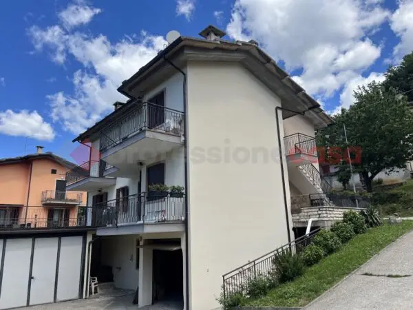 Appartamento via Generale Cantore 28, Roverè Veronese
