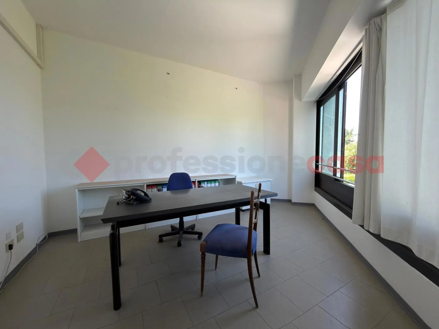 Immagine per Laboratorio in vendita a Arezzo via Newton 51