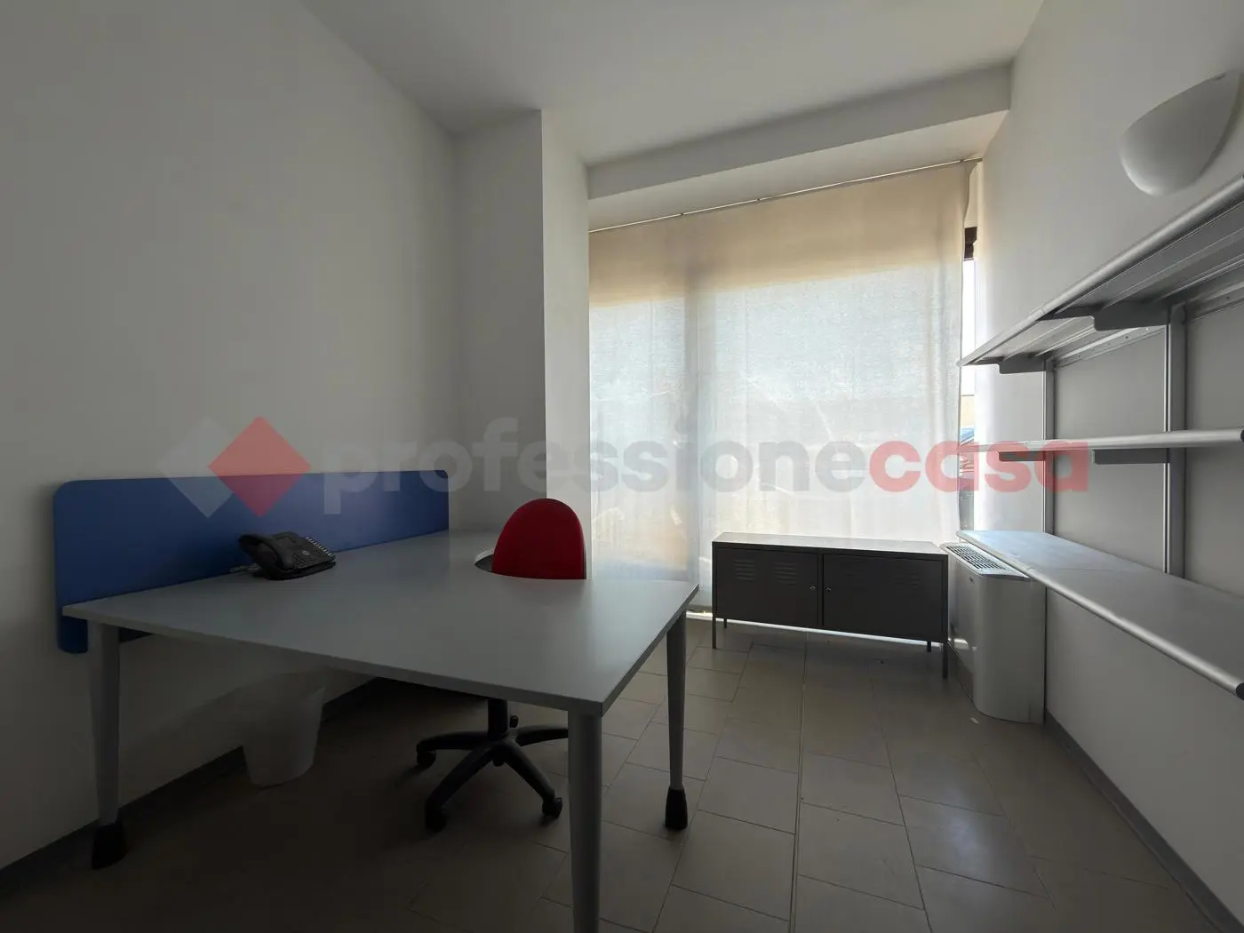 Immagine per Laboratorio in vendita a Arezzo via Newton 51