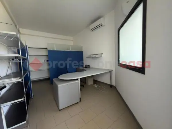 Laboratorio via Newton 51, Arezzo