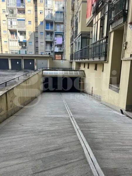 Box Rivoli