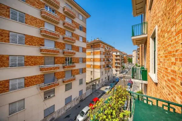 Appartamento via Rosta 28, Campidoglio, Torino