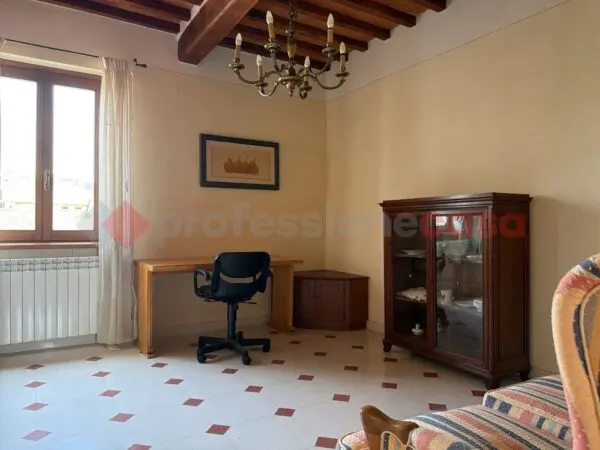 Appartamento via Anconetana 108, Arezzo