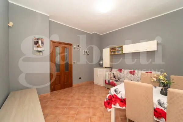 Appartamento via Capra 10, Rivoli
