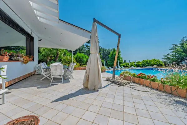 Villa strada Collette Beulle 30, Sanremo