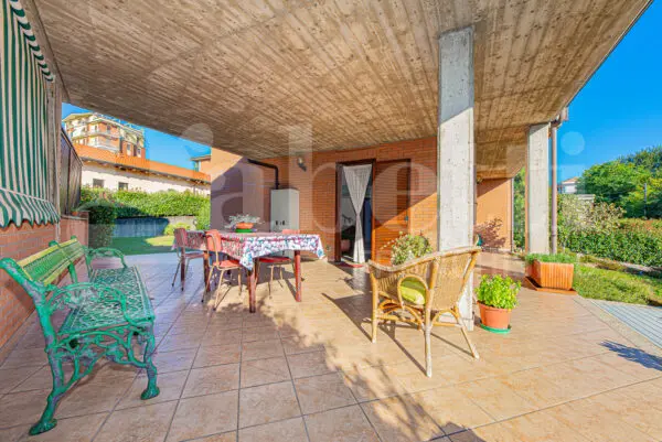 Villa via La Cassa, San Gillio