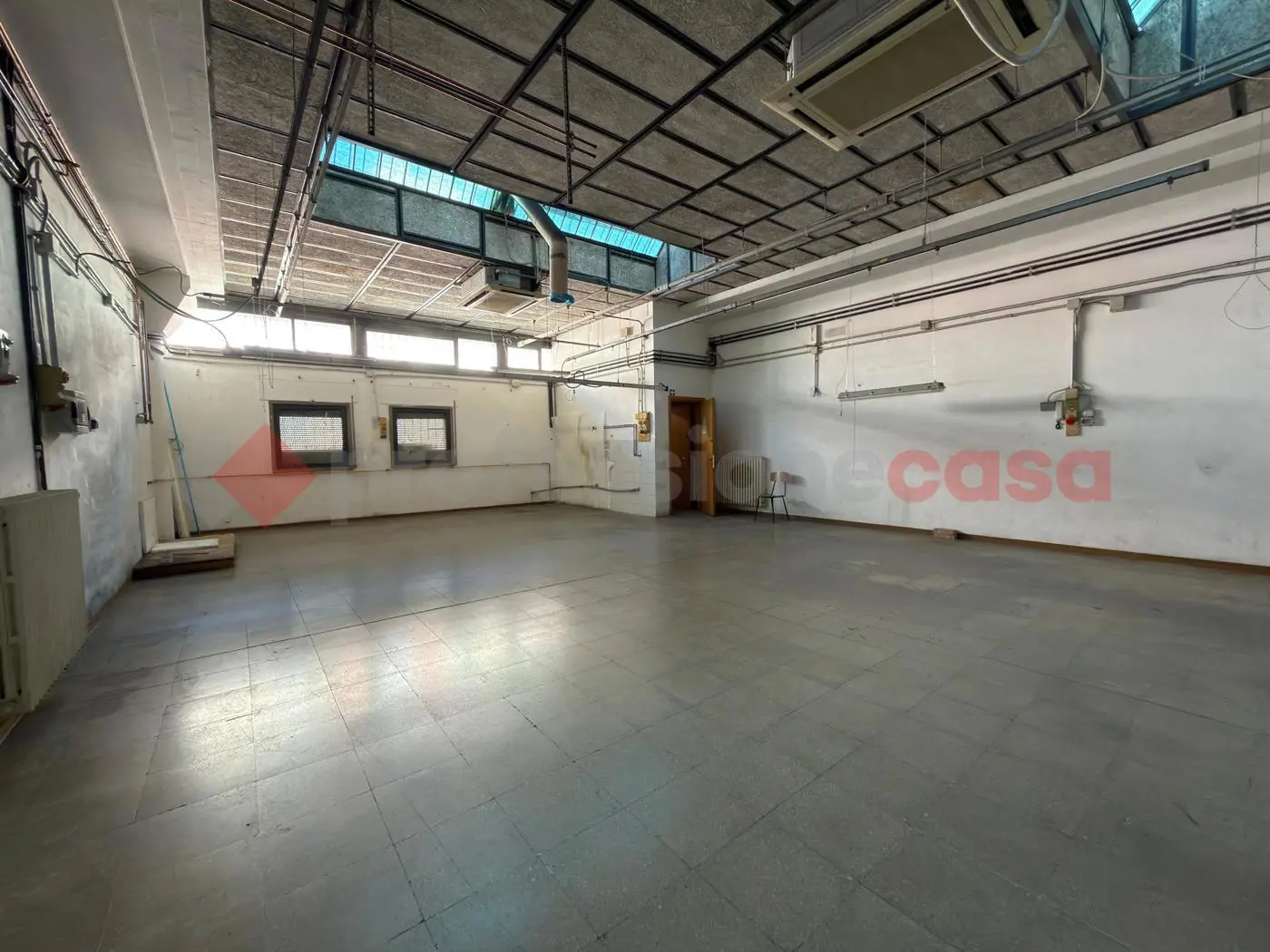 Immagine per Laboratorio in affitto a Arezzo