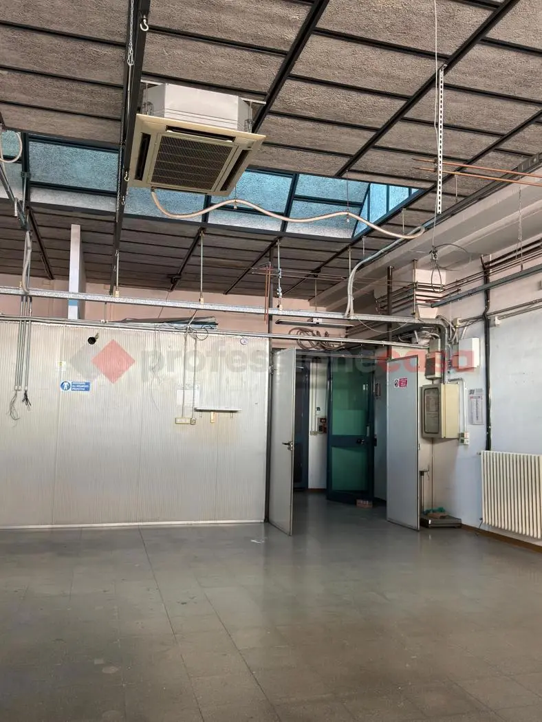 Immagine per Laboratorio in affitto a Arezzo