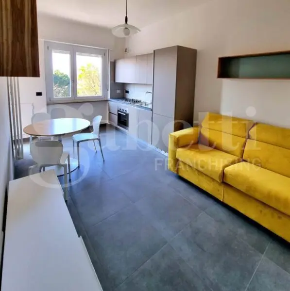 Appartamento piazza Cavallero 5, Rivoli