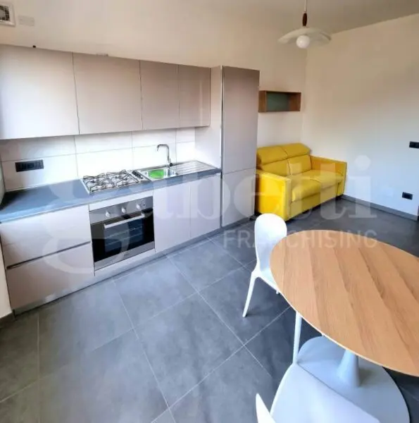 Appartamento piazza Cavallero 5, Rivoli